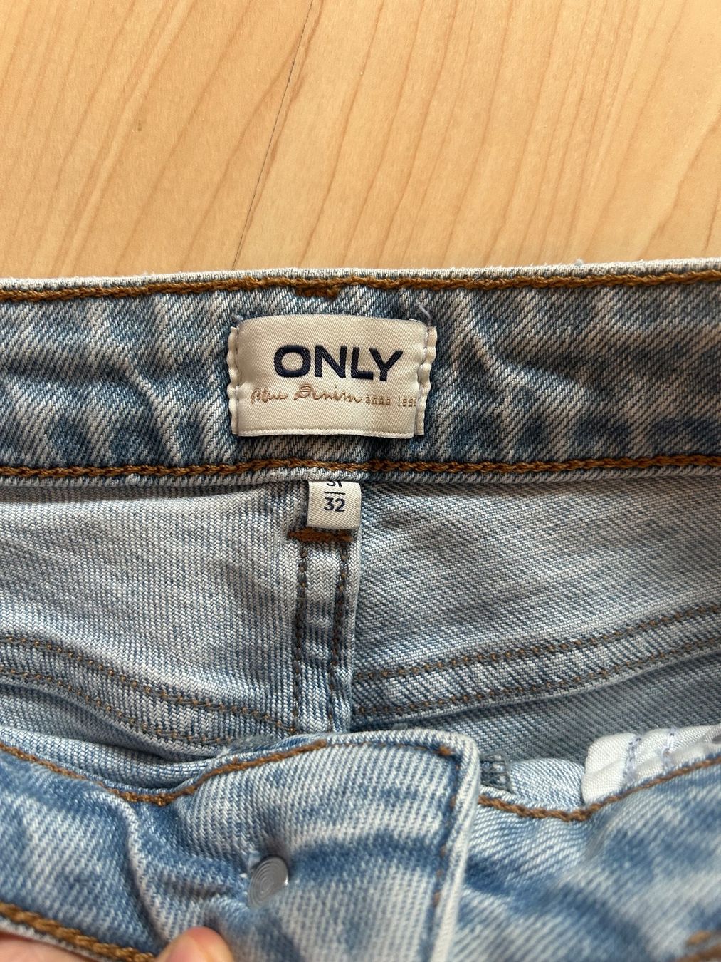 Only Jeans: ONLY Jeans, Grösse 32, hellblau, guter Zustand – Gebraucht aus Zürich von maggi96 2