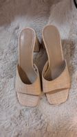 H&M beige Grösse 39 mit Absatz Grösse fast wie neu