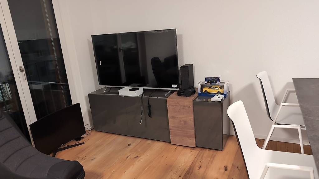 TV Möbel: Gratis Sideboard / TV Möbel – Gebraucht aus Dietlikon von falessi01