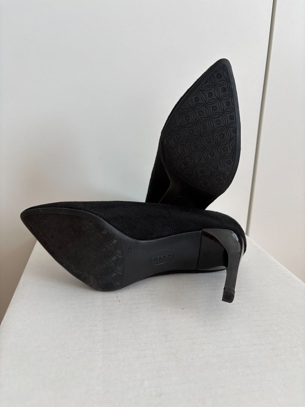Graceland Scarpe da donna: Schwarze Pumps, Gr. 35 - Neu – Nuovo (secondo la descrizione) da Basel venduto da Nofretete39 6