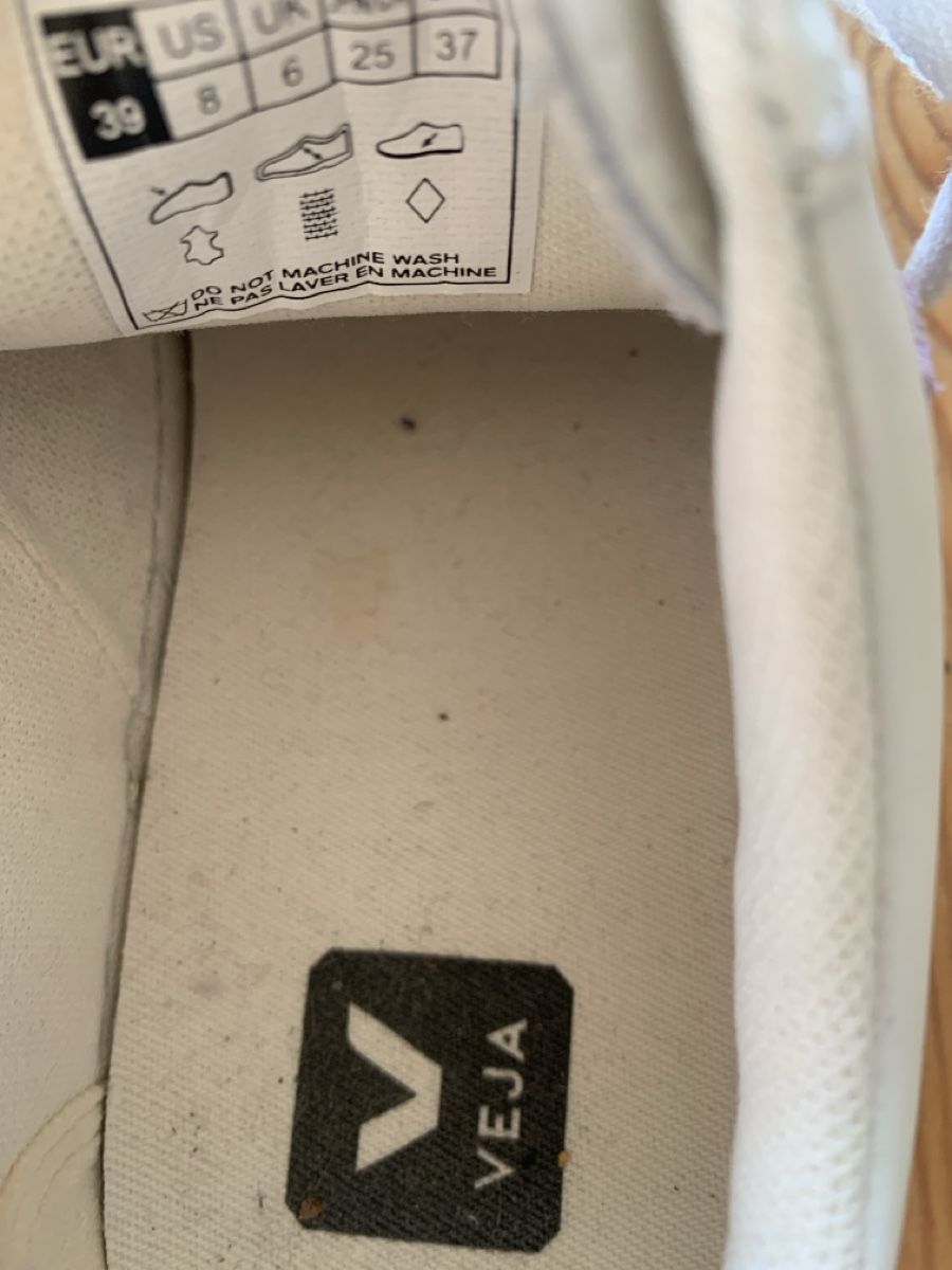 Veja Damenschuhe: Neuwertiger Veja Sneaker Gr. 39 – Gebraucht aus Amriswil von rah_hd2j 3