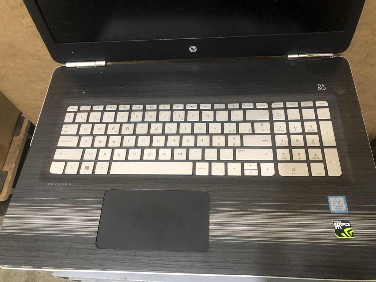 Hewlett Packard Notebook:  HP Pavilion i7 defekt  – Difettoso da Biel-Bienne venduto da alos07