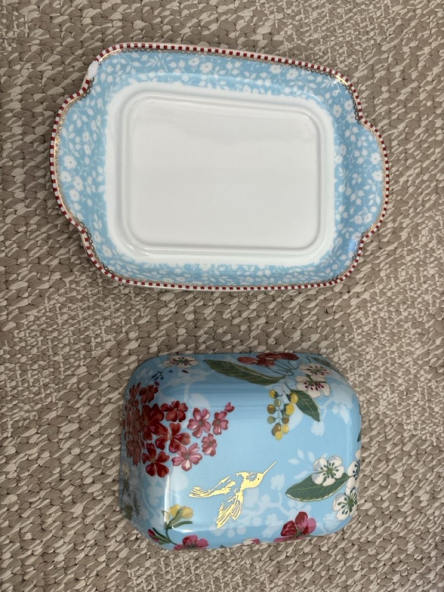 Altre Stoviglie: Butterdose mit Kolibri und Blumenmuster blau – Usato da Luzern venduto da One0911 1