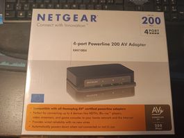 Netgear Powerline Adapter XAV1004 4-Port Neu Netzwerk IT