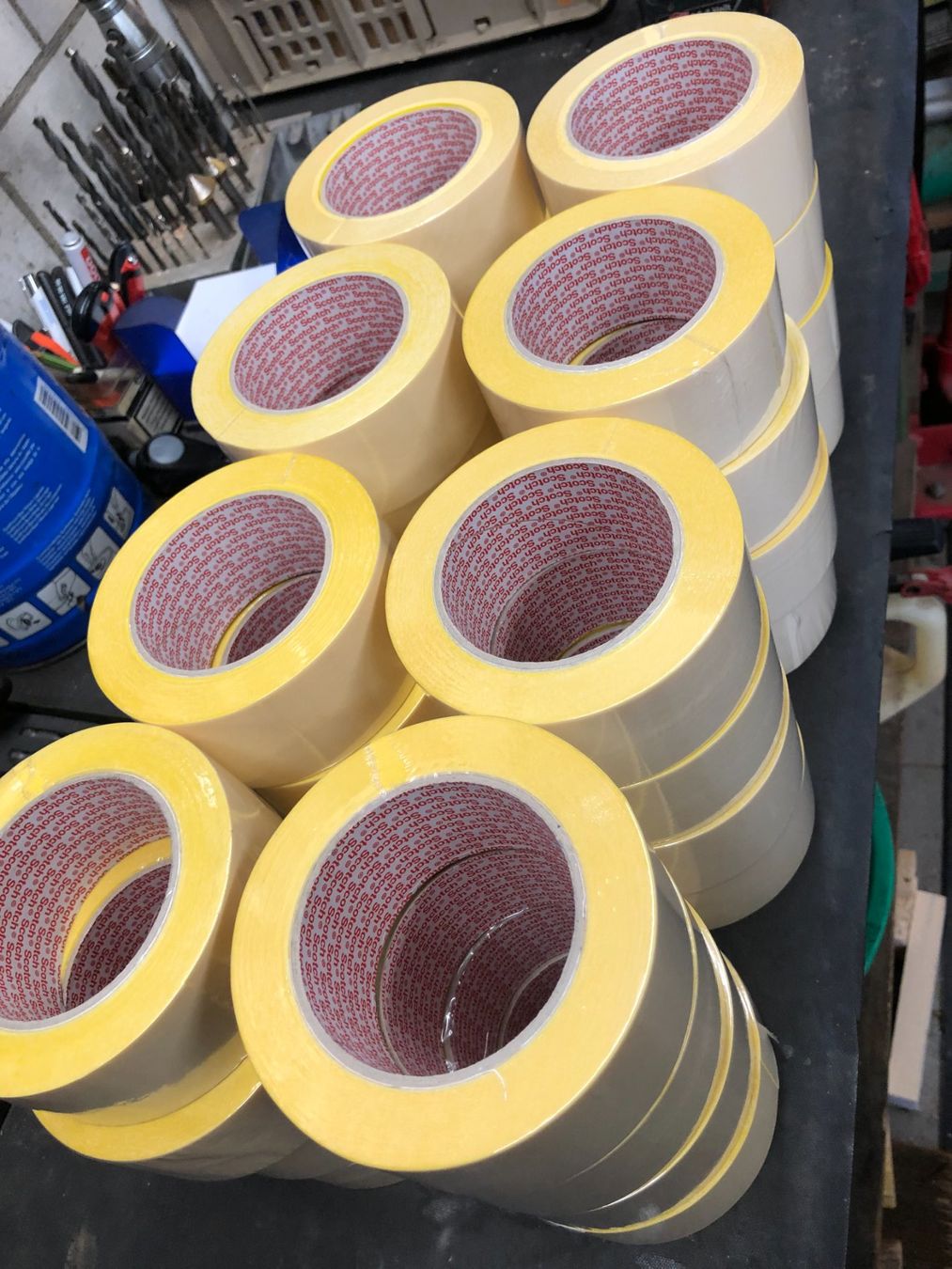 3M Altro materiale per ufficio: 3M™ Doppelseitiges Teppich-Klebeband 9195 32 Rollen – Usato da Kottwil venduto da Seewagen