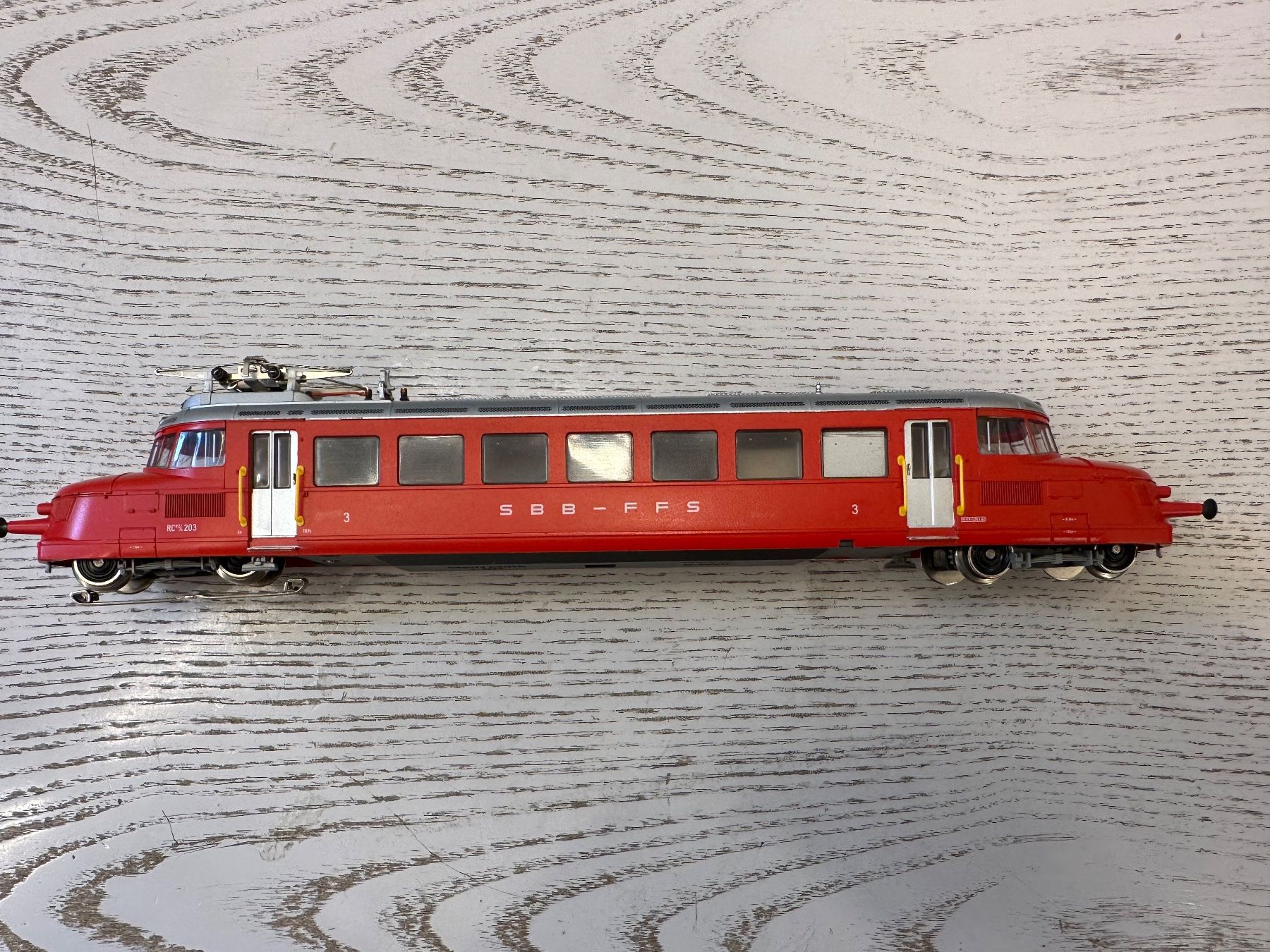 Märklin Modellini di ferrovie: Märklin 3125 SBB RBe 2/4 Roter Pfeil – Usato da Lupsingen venduto da New-Haven 2
