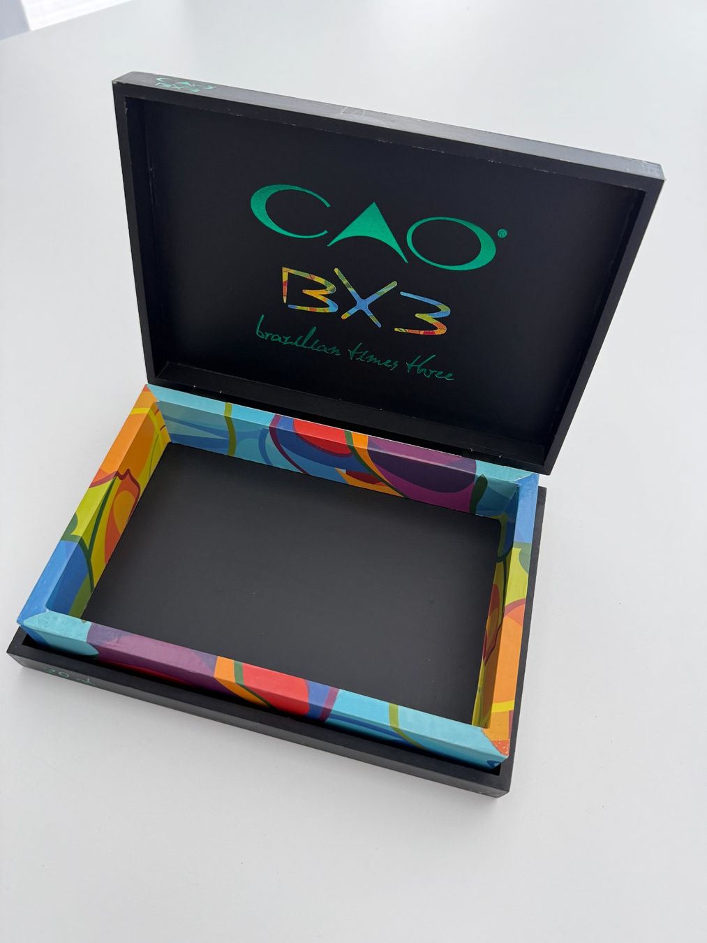Altri Prodotti per fumatori: Traumhafte & elegante Zigarren-Box CAO BX3 – Nuovo (secondo la descrizione) da Unterengstringen venduto da Tnovus