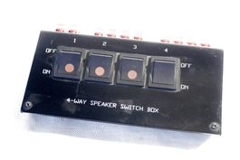 Lautsprecher - Umschalter, 4-fach, Metallgehäuse