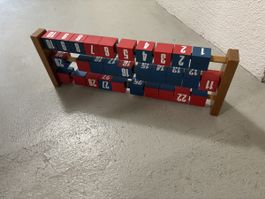 Vintage Monatskalender aus Schule – 31 Drehwürfel
