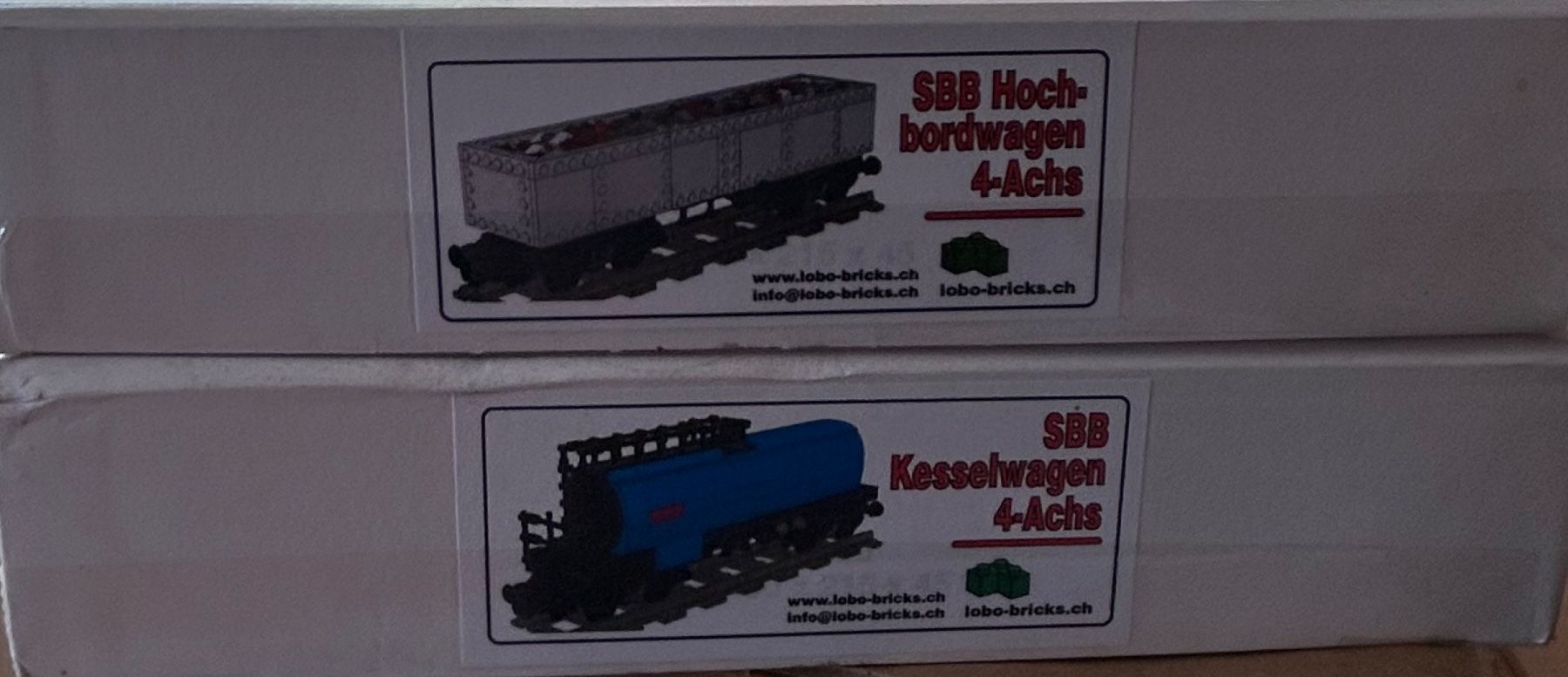 BlueBrixx Baukästen: Lobo Brick 2 Güterwagen – Gebraucht aus Belp von AEMA-Modellbau