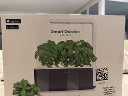 Click & Grow Smart Garden 3  NEUF, jamais ouvert