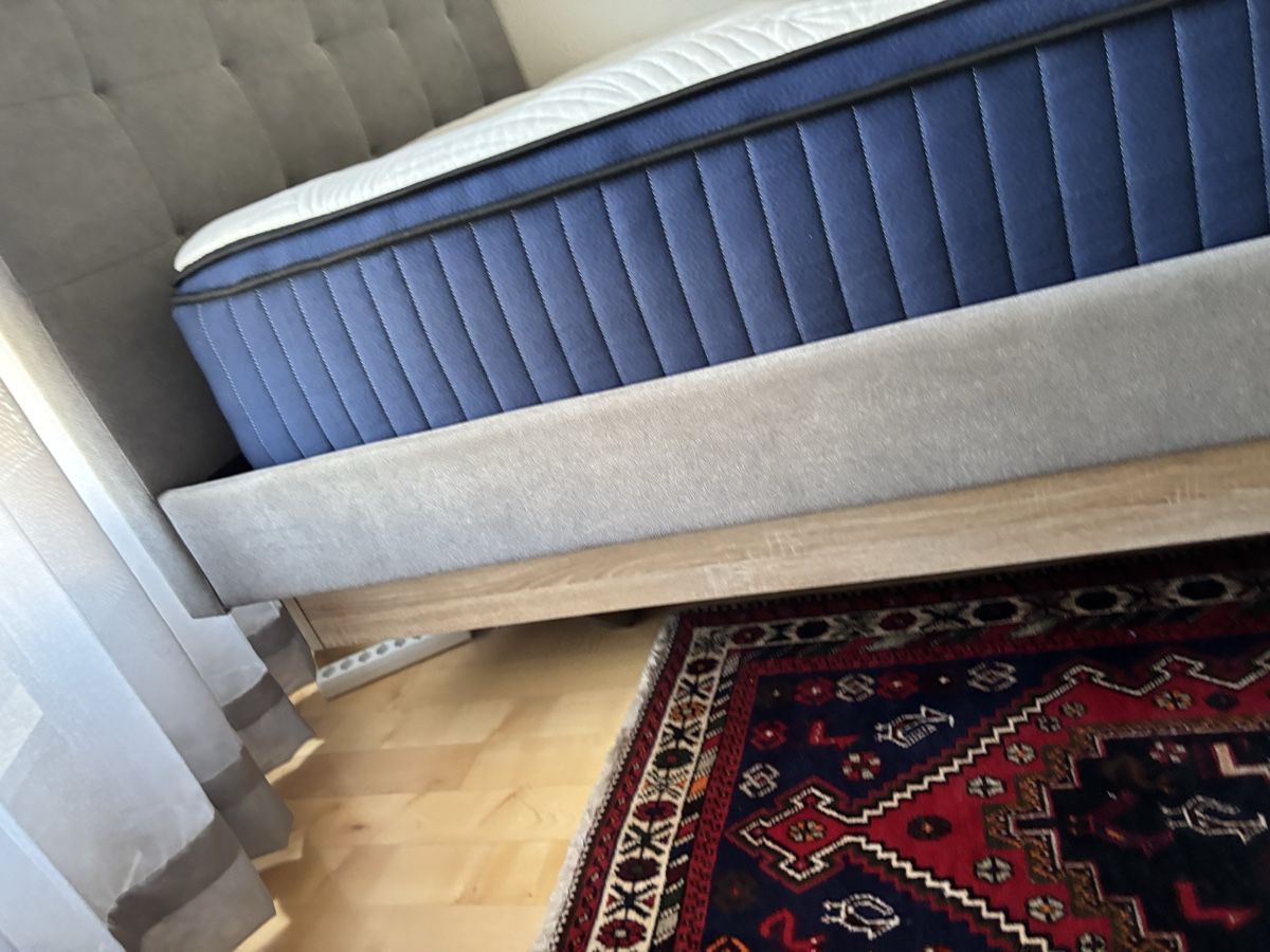 Letti: Bett inkl.Lattenrost 160x200 – Usato da Zug venduto da Deks 5
