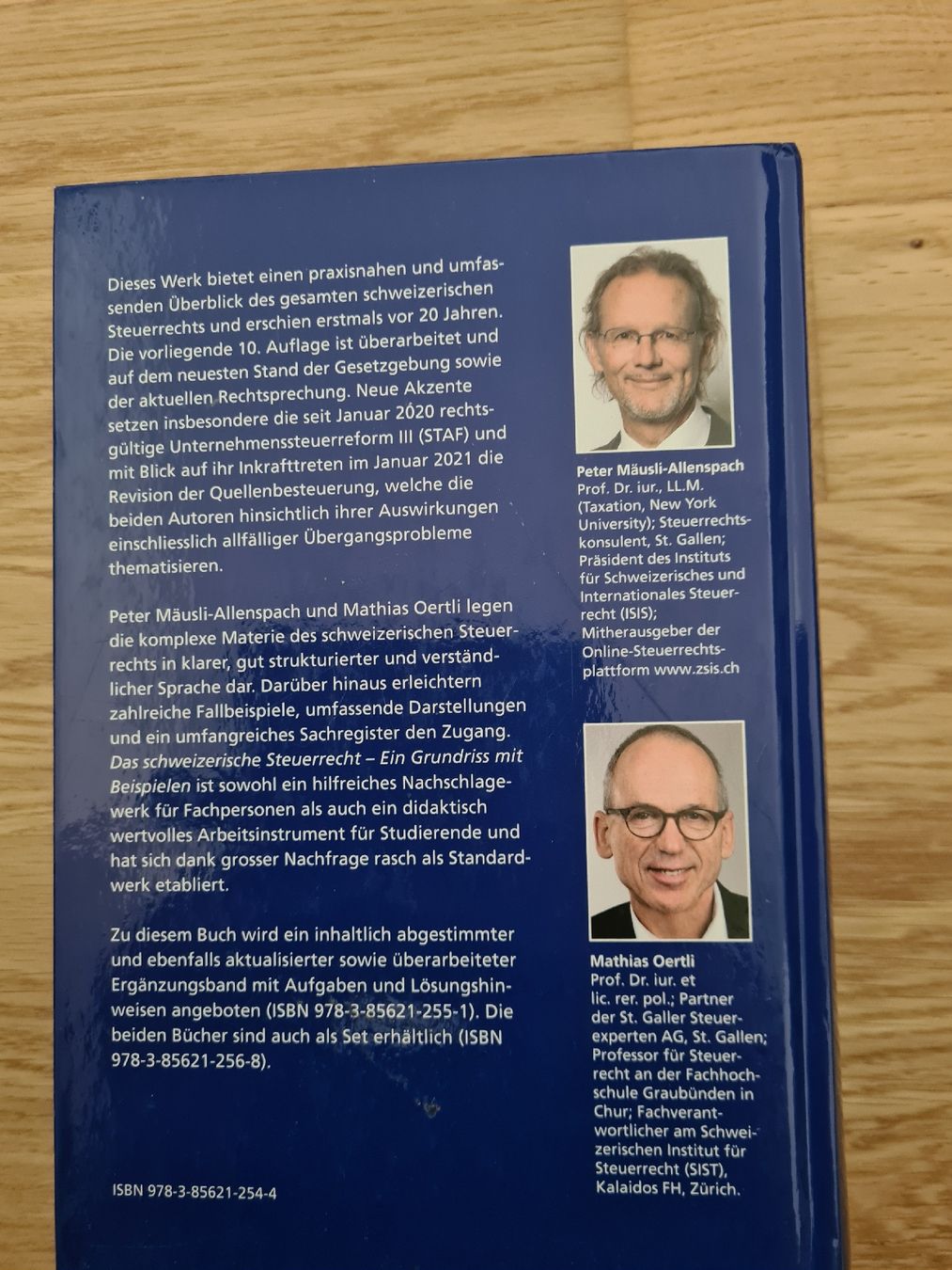 Libri: Das Schweizer Steuerrecht Ein Grundriss mit Beispielen – Nuovo (secondo la descrizione) da Horw venduto da Mirii91 1
