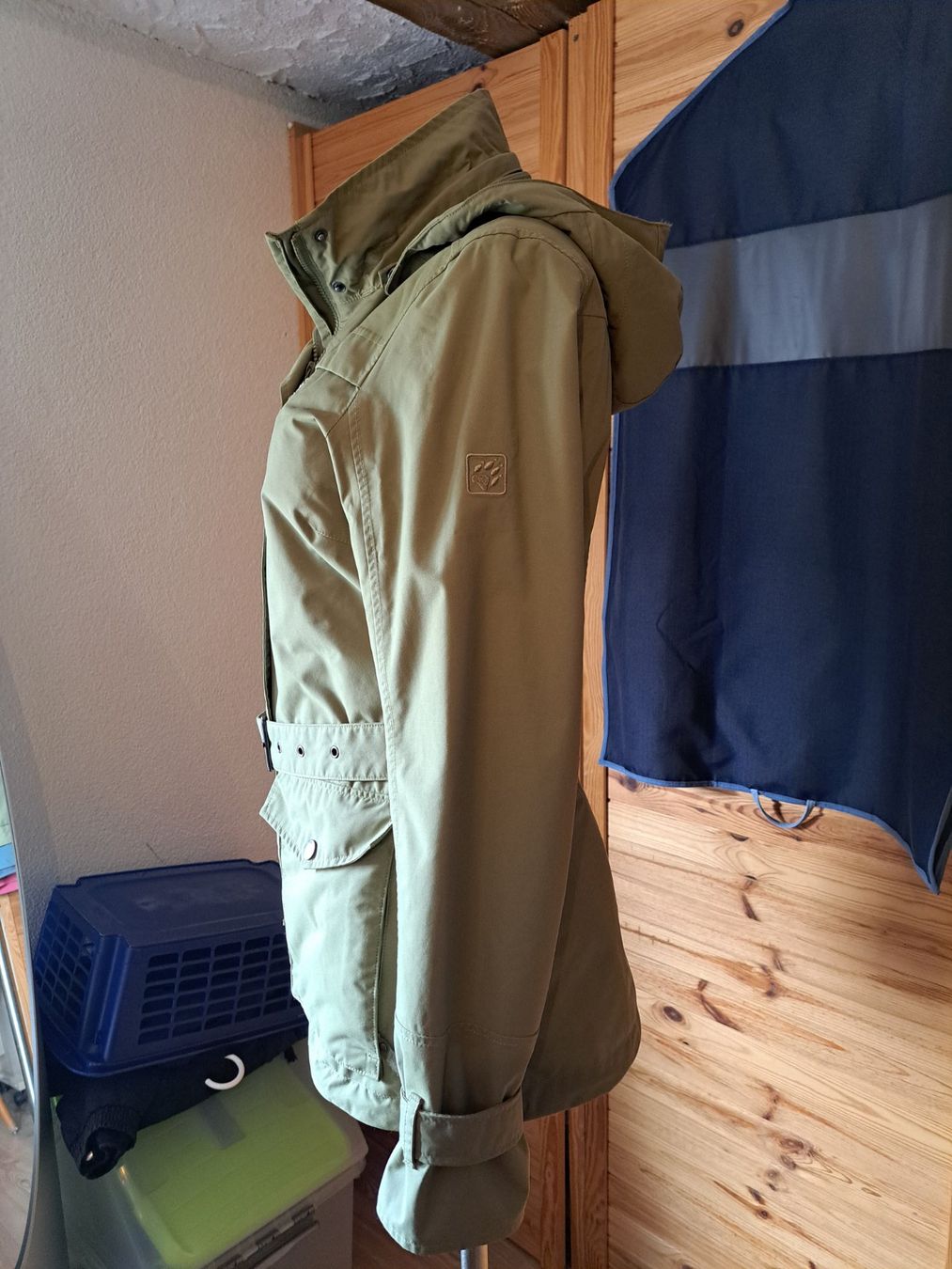 Jack Wolfskin Jacken: Jack Wolfskin Damen Regenjacke – Gebraucht aus Rafz von MuriFinn 1