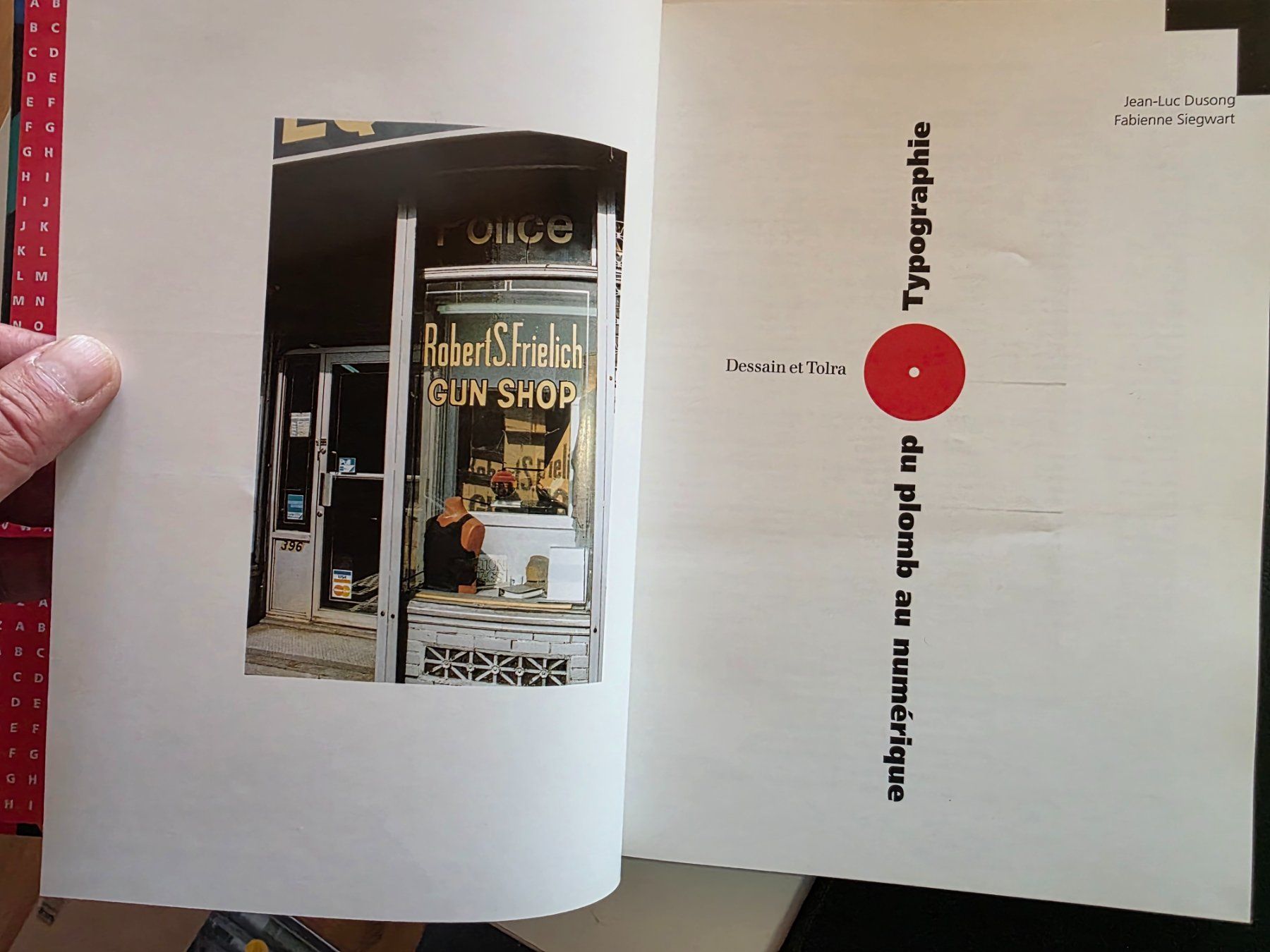 Libri: Typographie Dessain et Tolra - 2003 – Usato da Walterswil BE venduto da Lonitti 1