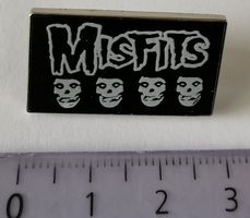 Misfits - Pin   (neu, OVP)