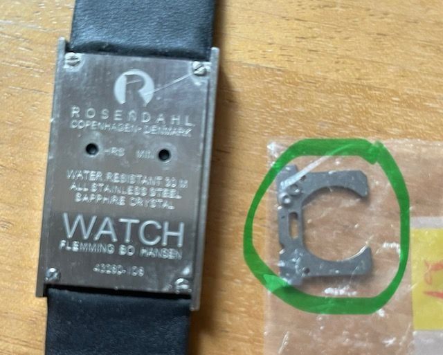 Orologi: Damen Armbanduhr – Usato da menziken venduto da Roc3 4