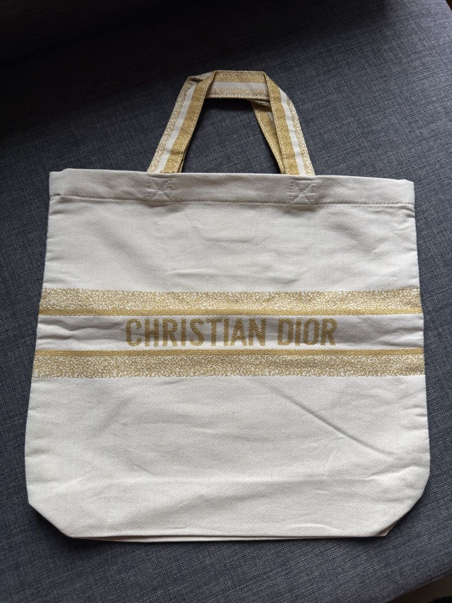 Dior Borse: Christian Dior holiday tote bag – Nuovo e nell'imballaggio originale da Luzern venduto da sas_r89l