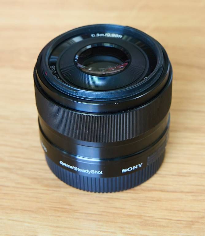 Sony Obiettivi: Sony E 35mm 1.8 für APS-C Kameras mit Sony E-Mount – Usato da Hochdorf venduto da Bellevue526 3