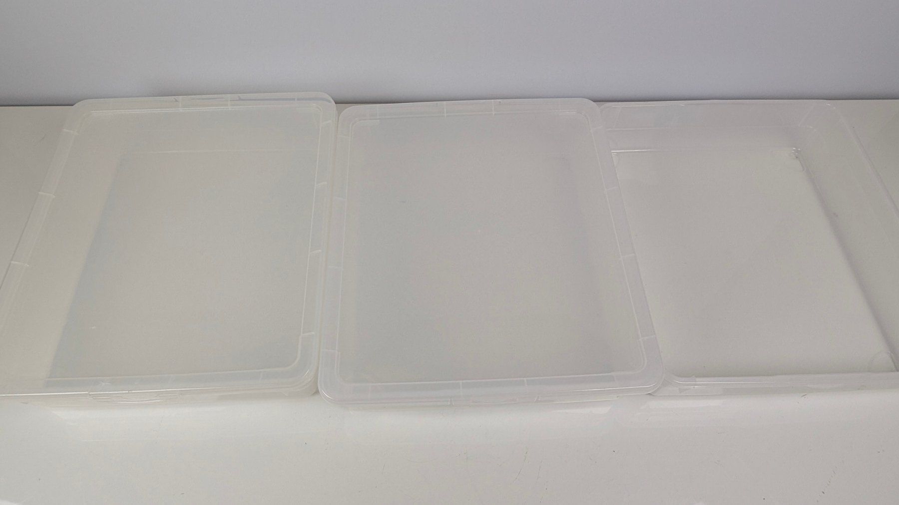 Transportkisten: 3 Plastik Kisten mit 2 Deckel – Gebraucht aus Wettingen von Wendemarket 1