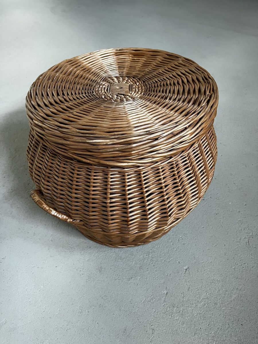 Sonstiges für Haushalt & Wohnen: Korb mit Deckel aus Rattan gebraucht – Gebraucht aus Uster von MariusWeber 2