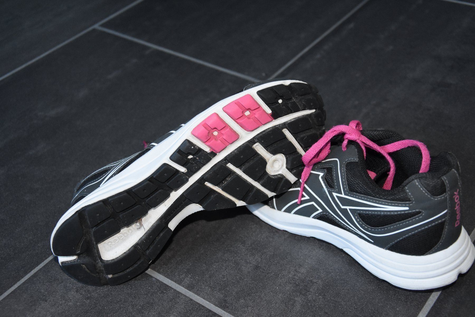 Reebok Scarpe per ragazze: Halbschuh, Reebok, Gr 36 – Usato da Sins venduto da dsto 2
