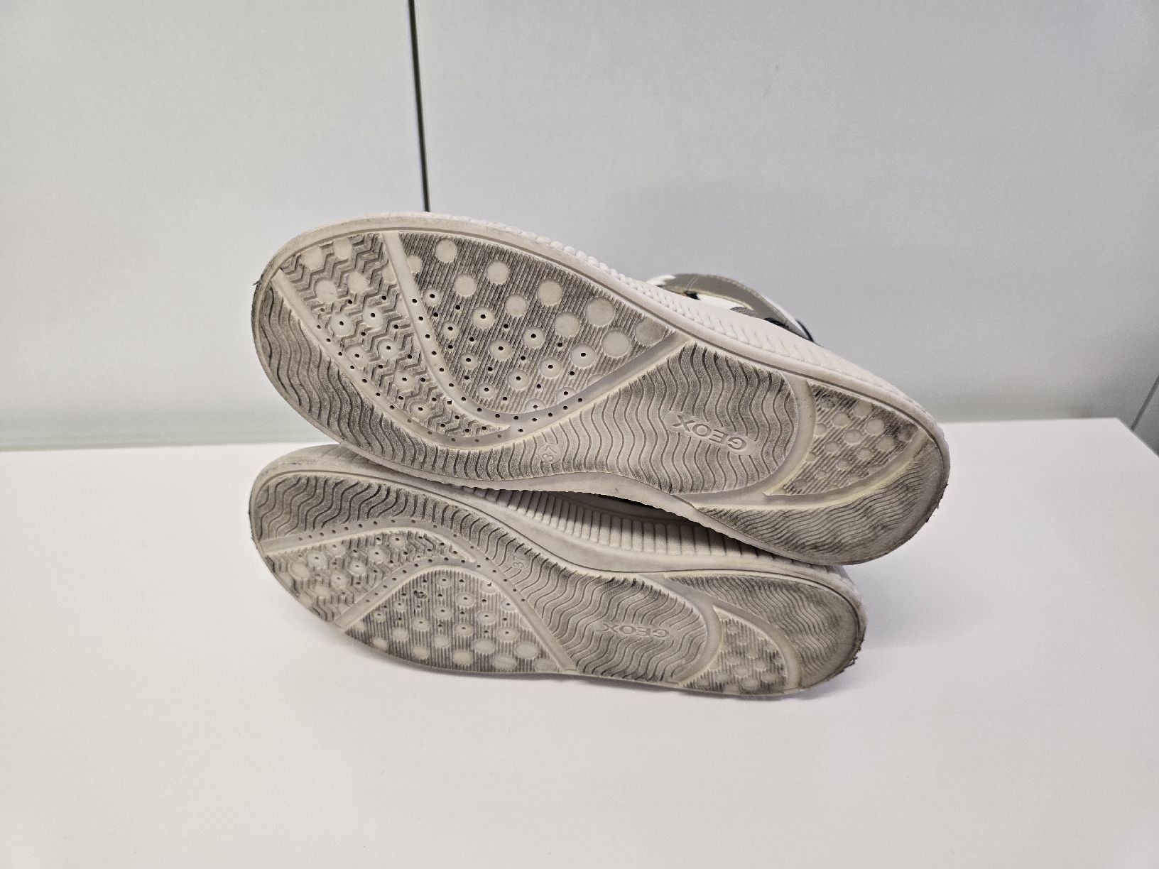Geox Scarpe per ragazze: GEOX Hocher Sneaker, Gr.37 – Usato da St. Gallen venduto da CAPYCORP 5