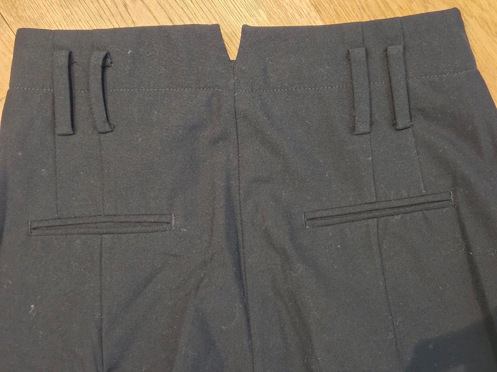 Zara Pantaloni: ZARA Hose – Usato da Emmen venduto da GrabandGo 3