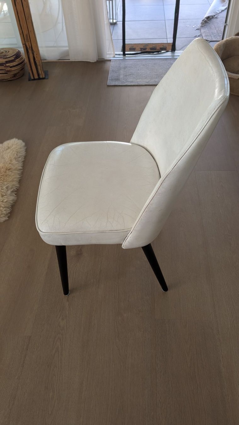 Chaises: 8 Stühle – D'occasion à Jegenstorf par schucheli