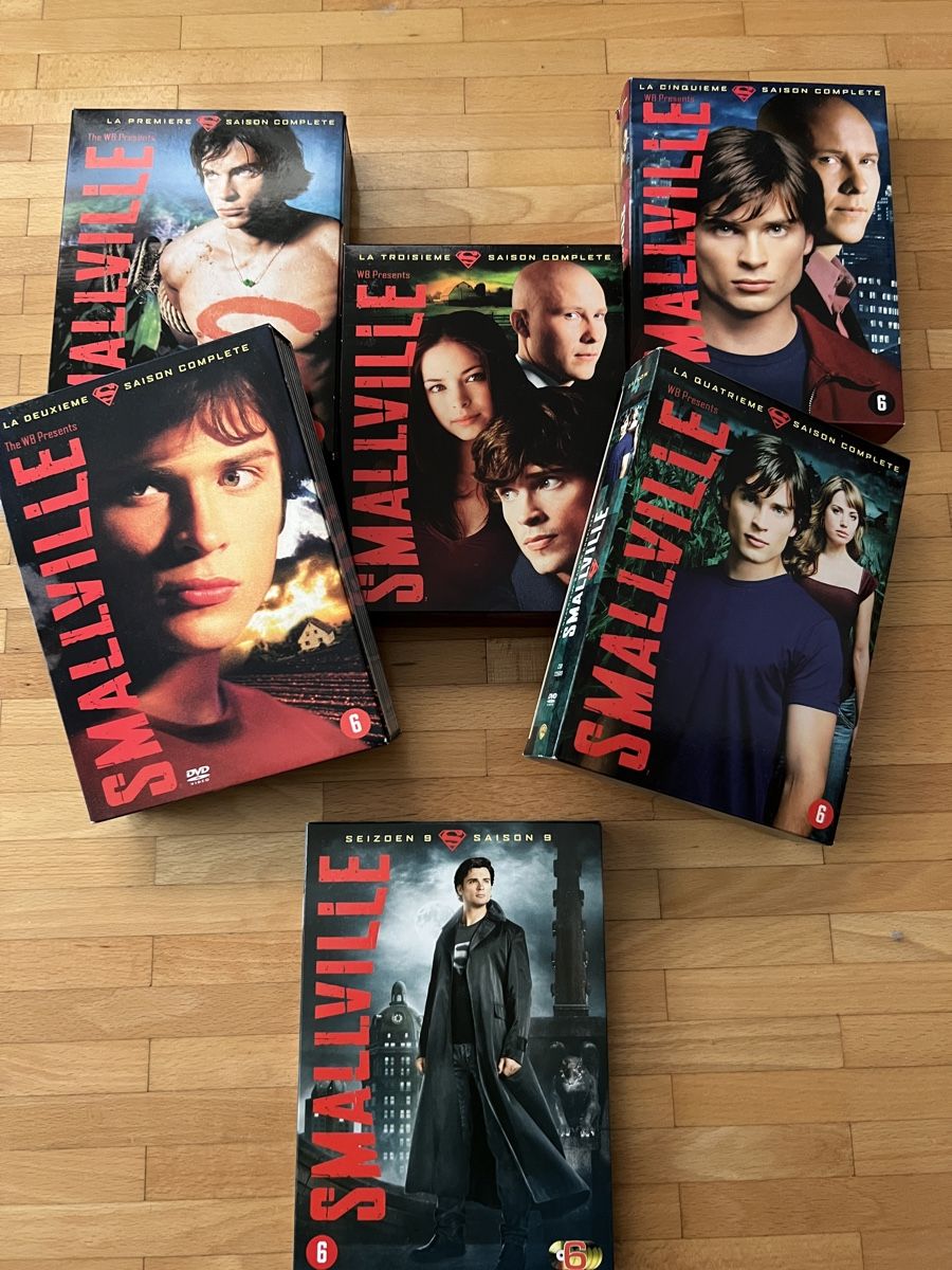 Tutti i DVDs: Smallville Saison 1 à 5 + Saison 9 – Nuovo (secondo la descrizione) da Genève venduto da fmasone82