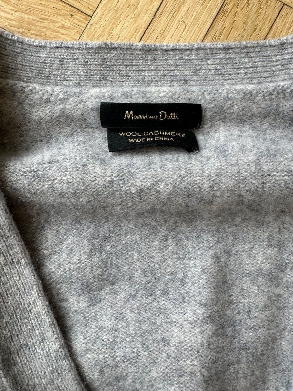 Massimo Dutti Gilet & Giacche senza maniche: Massimo Dutti Woll-Kaschmir-Cardigan – Usato da Erlenbach ZH venduto da emm_ljz8 3