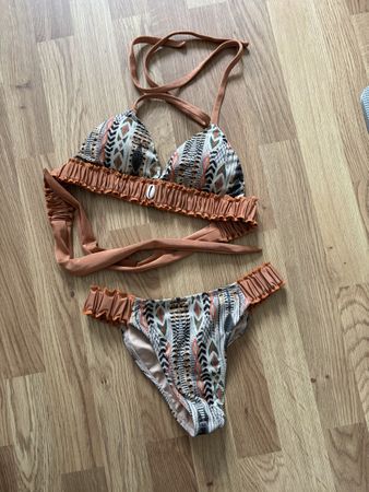 Bikini Nellykini
