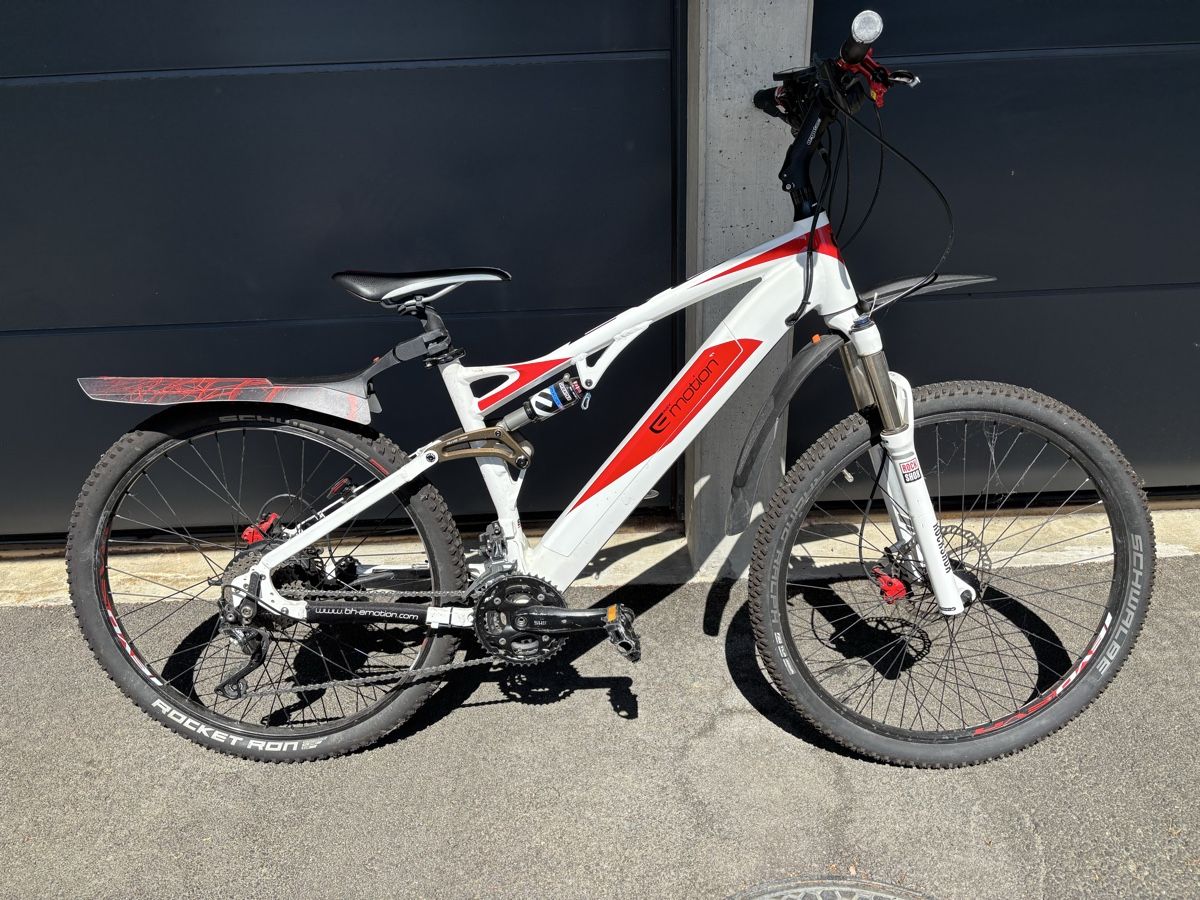 Vélos: E-Motion Mountainbike, Marke EASY MOTION – Défectueux à Bellach par Legdance 2
