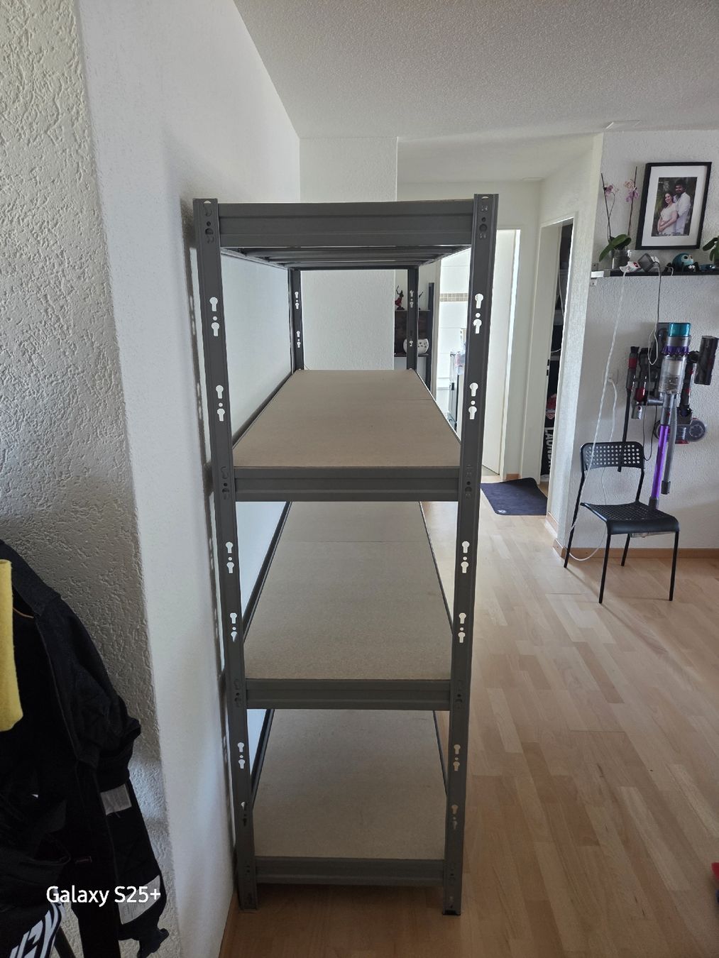 Scaffali: Robustes Metallregal zu verkaufen – Usato da Studen BE venduto da wellingtonrueesch 2