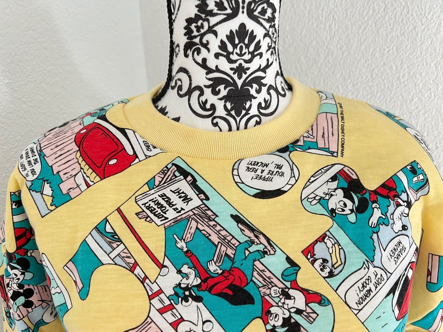 Pulls & Sweat-shirts: Disney Wende Pullover, Gr. M – D'occasion à Walzenhausen par Cerna007 5