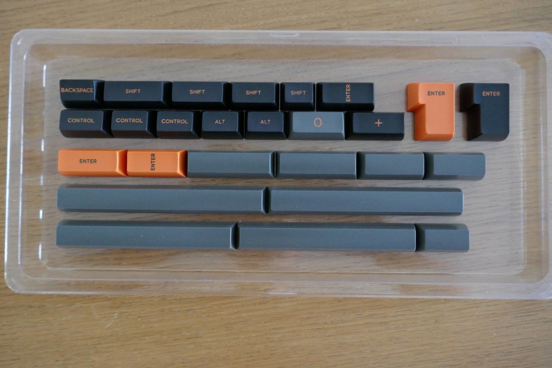 Tastiere: Domikey ABS Orange Dolch / SA Profile / 159 Keycaps set – Nuovo (secondo la descrizione) da Lutry venduto da Aghoithae 6