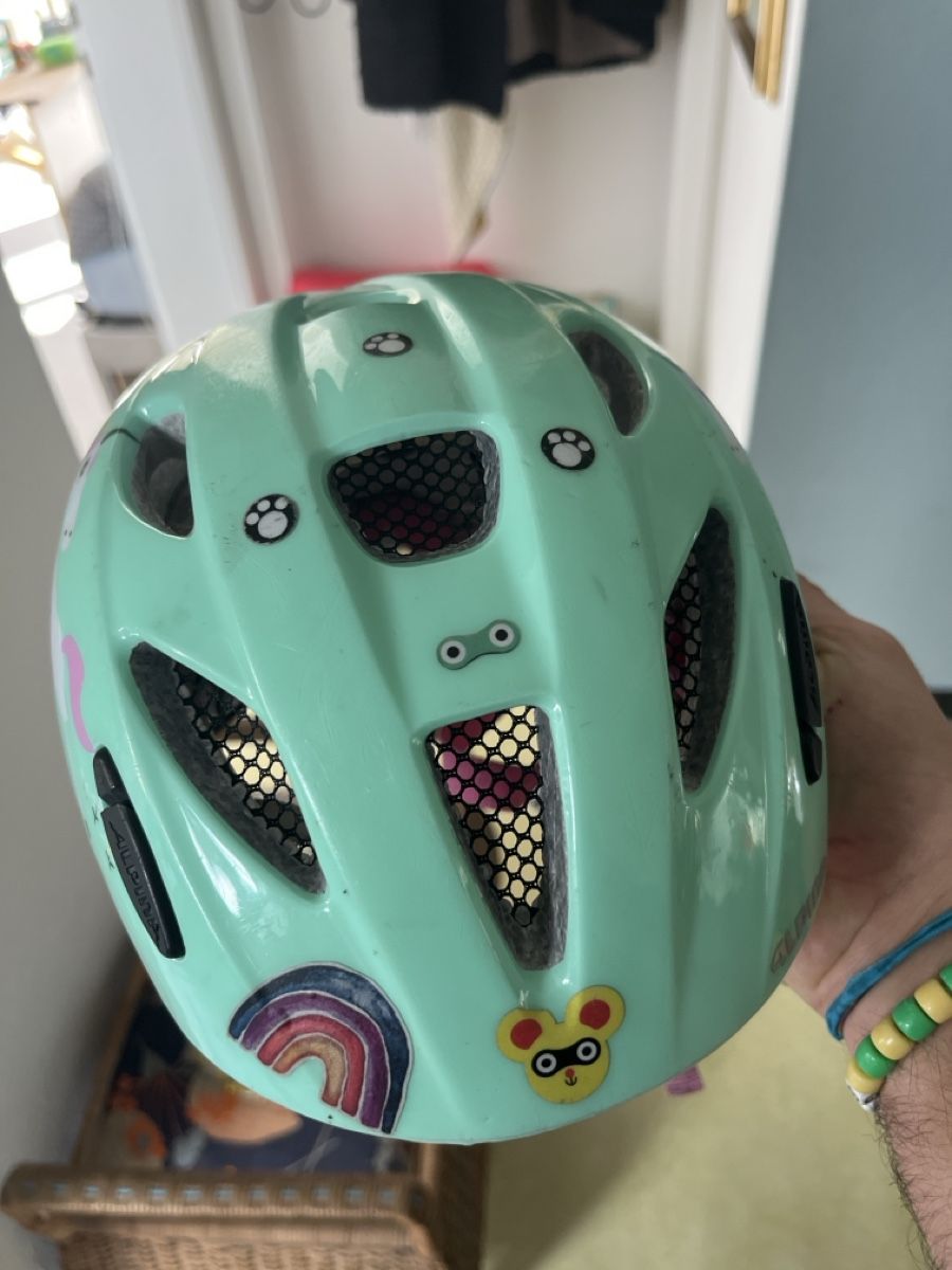 Alpina Caschi: Kinder Velohelm mit Rücklicht alpina – Usato da Langendorf venduto da oceano68