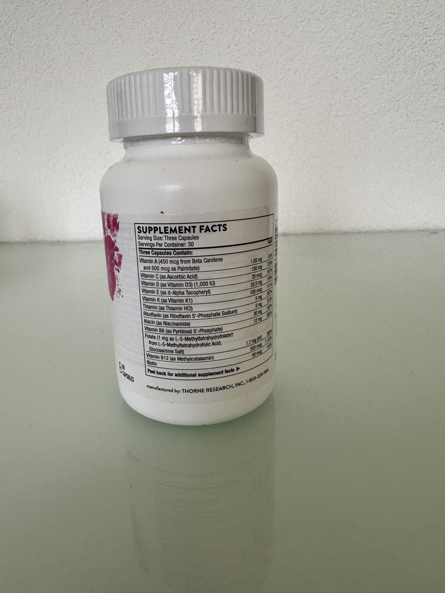 Cibi & Specialità: Thorne Basic Prenatal Supplement - Exp. 07/2027 - Sealed – Nuovo e nell'imballaggio originale da Lenzburg venduto da nad_7jgp 1