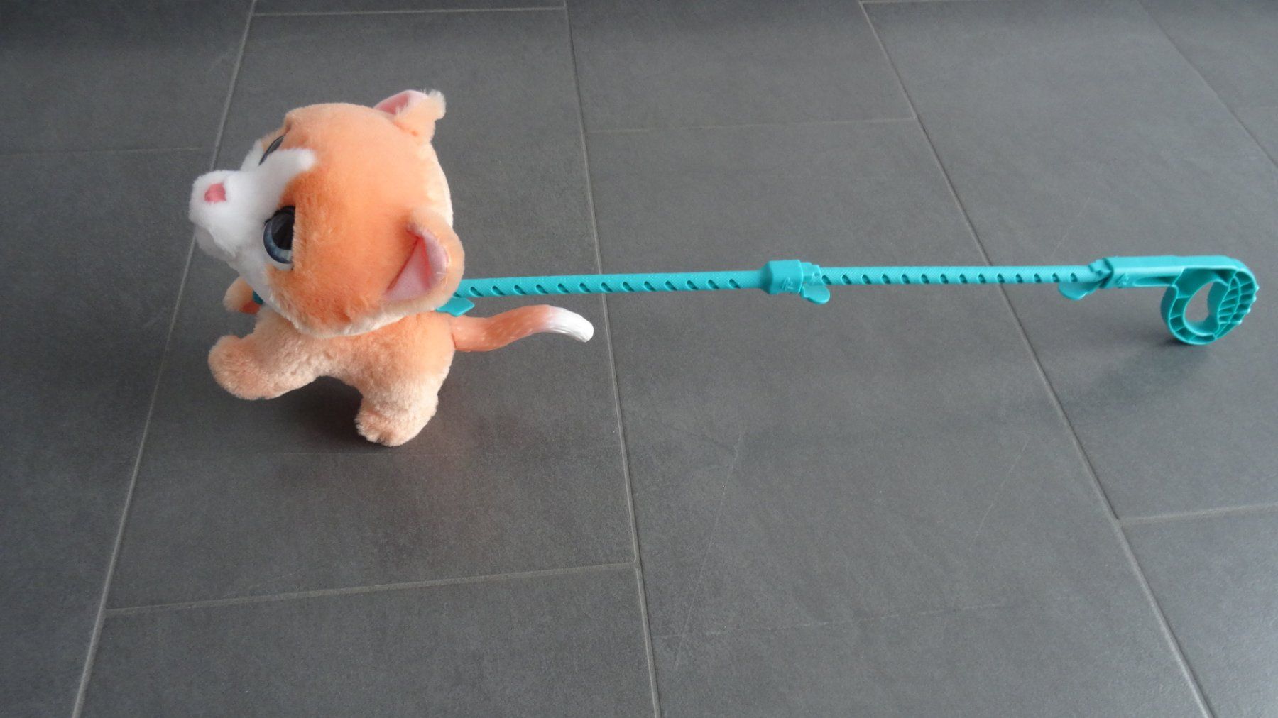 Hasbro Giocattoli: Hasbro FurReal Poopalots Katze – Usato da Beinwil am See venduto da den_p9db 2
