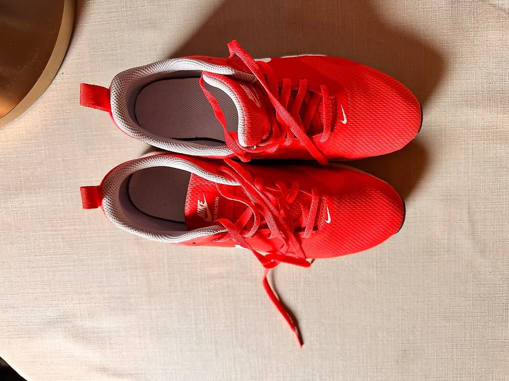 Scarpe da donna: Nike Air Schuh Damen Grösse 38.5  – Usato da Laax GR venduto da InKrisEnd23 4