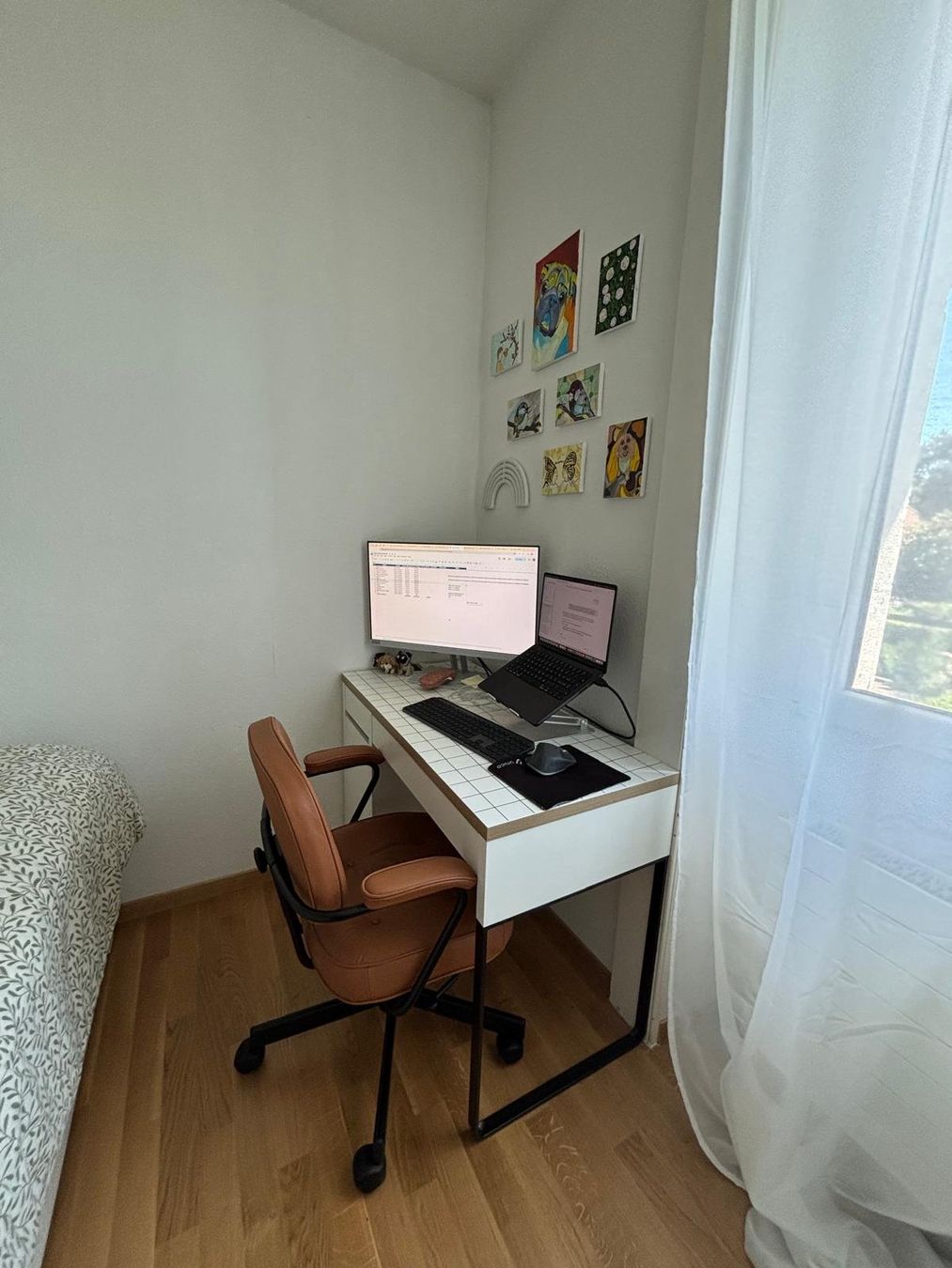 Schreibtische: IKEA MICKE desk (white) with storage – Gebraucht aus Chêne-Bougeries von fla_8cbf