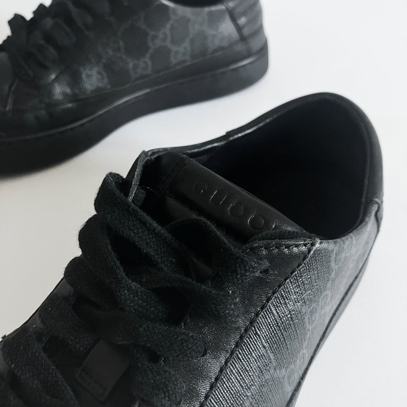 Herrenschuhe: Gucci Leather Low Top Sneakers | EU 40.5 – Gebraucht aus Zürich von avenlim 1
