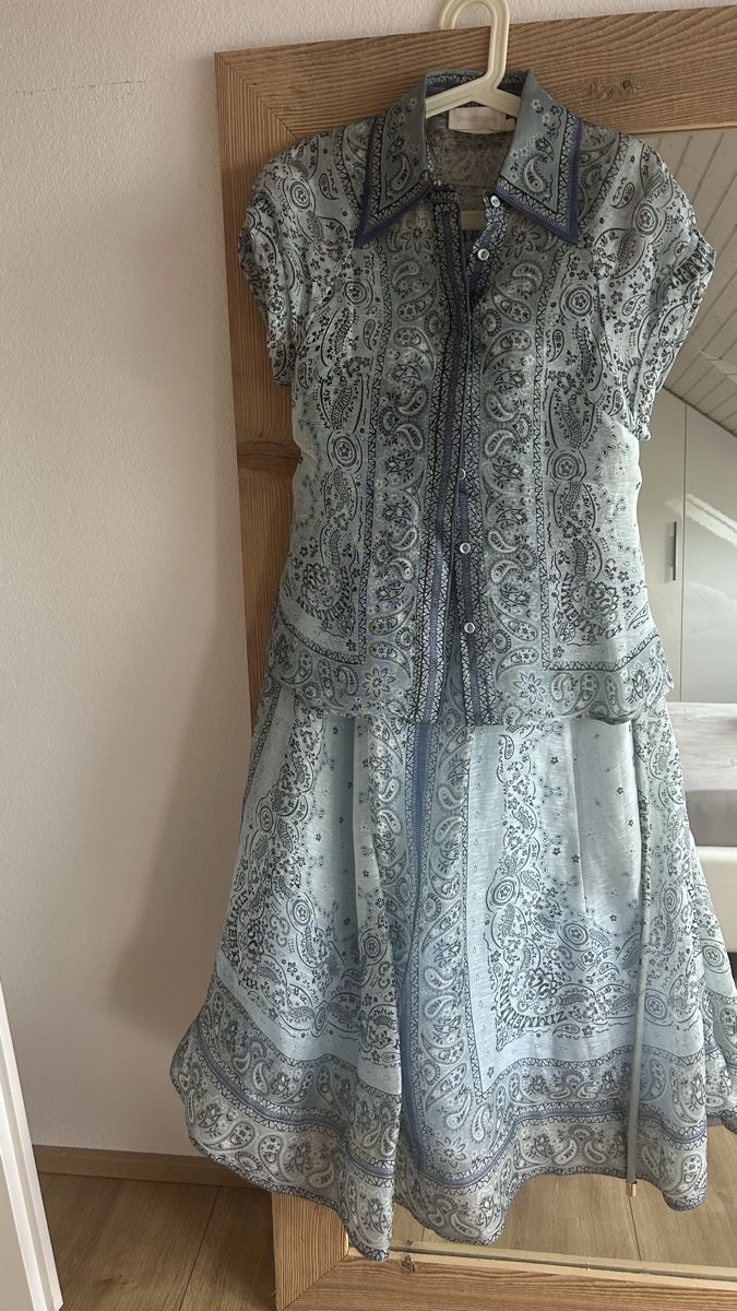 Zimmermann Vestiti: Zimmermann blouse et Jupe  – Usato da Arzier-Le Muids venduto da kaczuszka 2