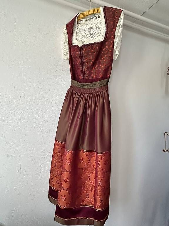 Vestiti: Dirndl Gr. 44 top Qualität – Usato da Herisau venduto da knustine 2