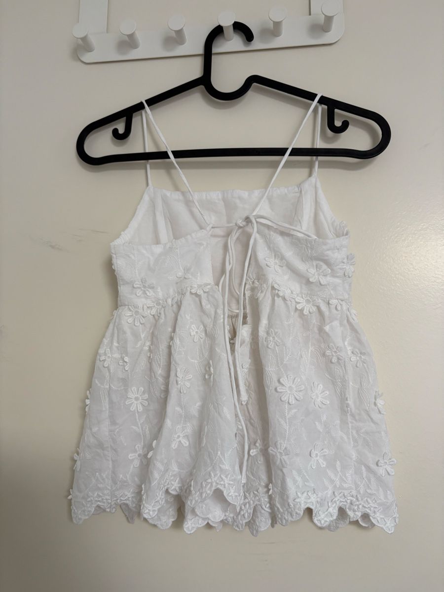 Top: Top weiss Blumenmuster Grösse S neu – Usato da gossau sg venduto da lin84 1