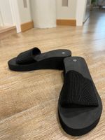 *NEU* Schwarze Sommerschlappen Grösse 36