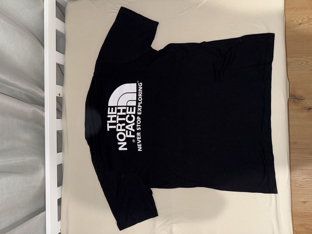 North Face T-shirt: T-shirt The North Face noir – Nuovo (secondo la descrizione) da Villaz-St-Pierre venduto da dav_w66n 2
