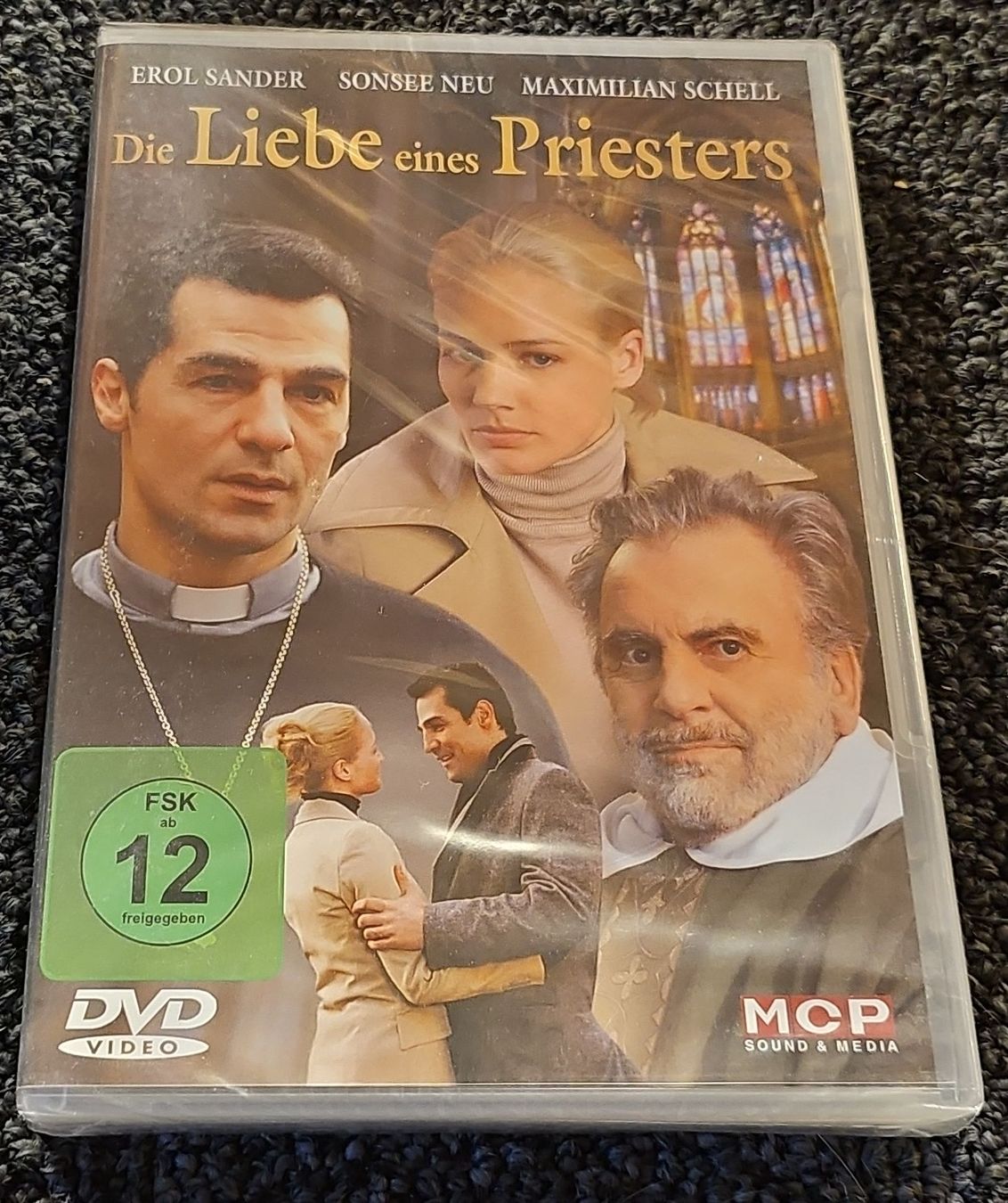 Tutti i DVDs: Die Liebe eines Priesters - Neuverpackt – Nuovo e nell'imballaggio originale da Ruswil venduto da jan_bxl5