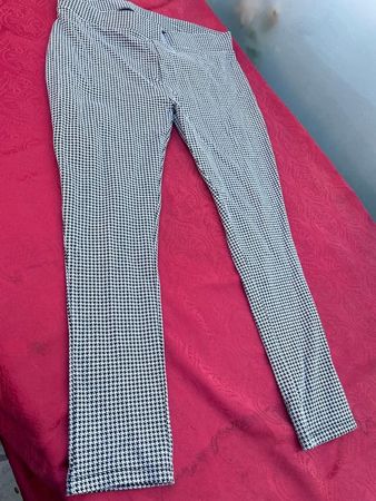 Damen Hose mit Muster 44/46  schwarz/weiss