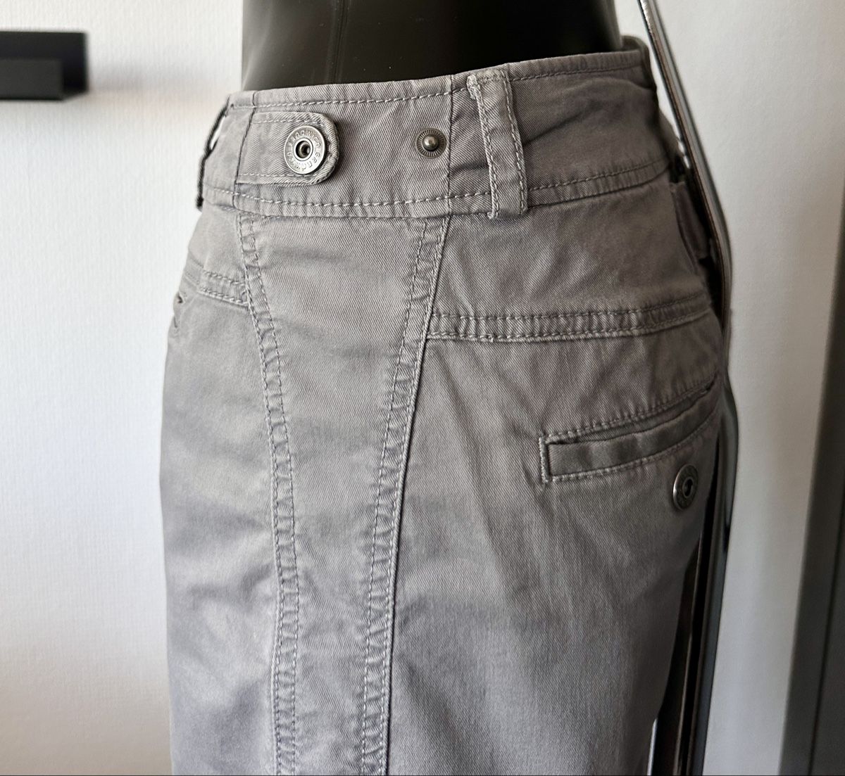Gonne: Gr 36 sandwich_ Grauer Jeansrock – Usato da Rickenbach b. Wil venduto da sunneschii_ 6